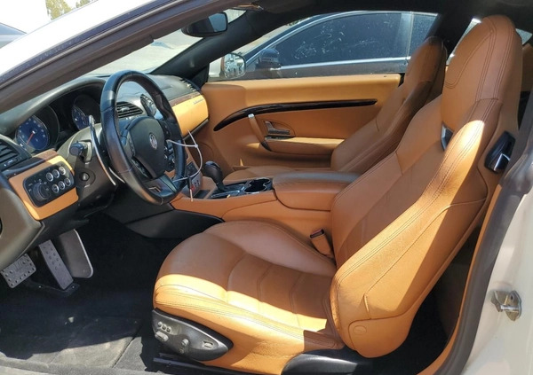 Maserati GranTurismo cena 104000 przebieg: 43621, rok produkcji 2015 z Sławno małe 67